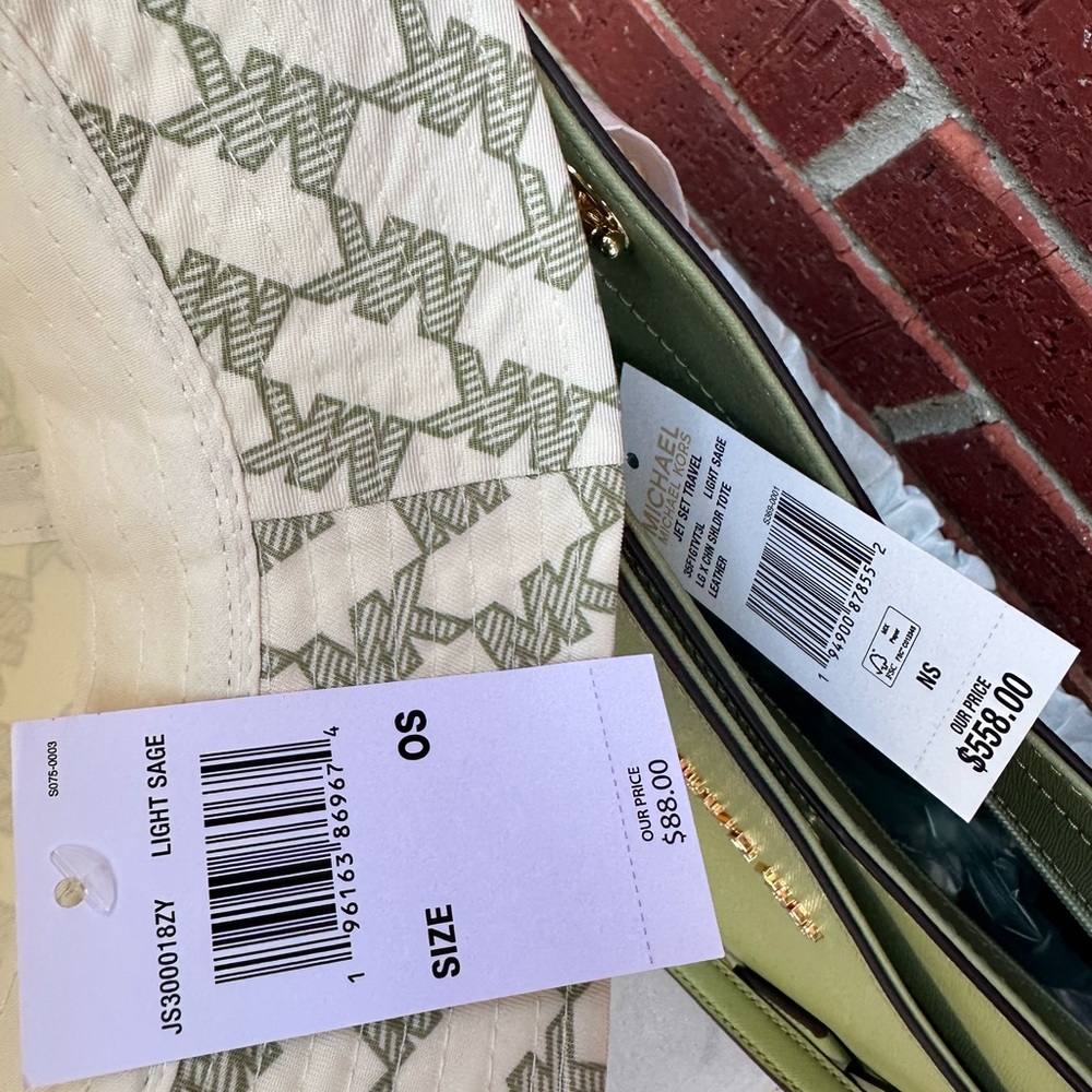 Michael Kors purse and bucket hat - Picture 7 of 7